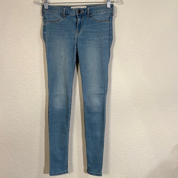 Hollister Jean Leggings, size 1R. - Picture 1 of 7